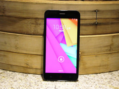 仅399 小辣椒携手联通推出红辣椒任性版