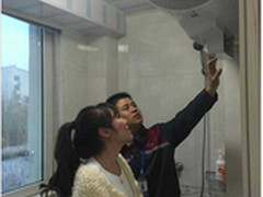 海尔首台定制热水器“入住”青岛用户家