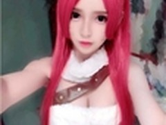 萌妹御姐范儿 盘点妹子杯LOL最人气女神