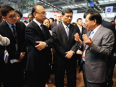 TCL全品类新品齐聚亮相电子信息博览会