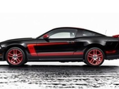 一款由跑车衍生的游戏键盘——Mustang