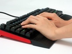 年轻人的潮外设 Dismo Mustang机械键盘