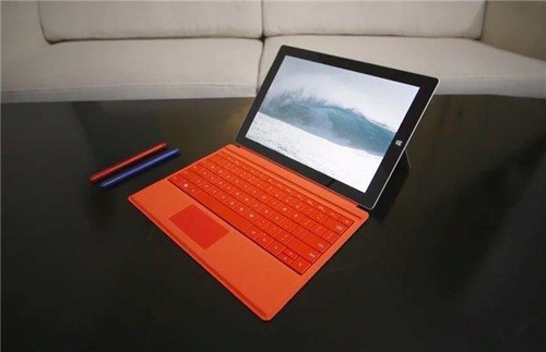 微软Surface 3港版3888元起 4月中预订