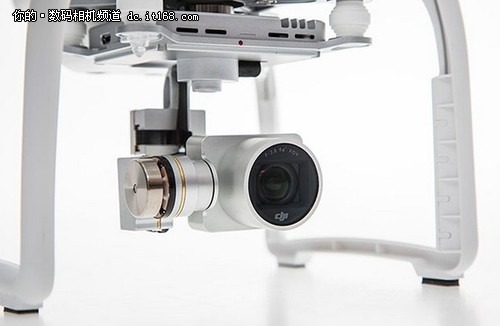 大疆发布了新一代 Phantom 3航拍飞行器