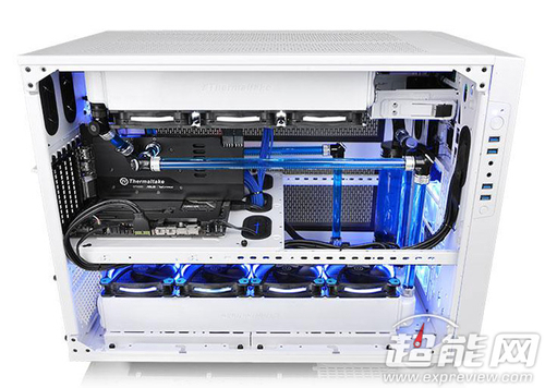 雪装养眼 Thermaltake发布Core X9机箱