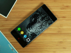 2.5D无边框屏幕+边缘触控 努比亚Z9发布