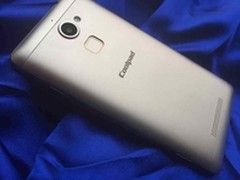 首次配备指纹识别 酷派锋尚Pro真机曝光