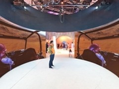 松下激光光源投影讲述迪拜发展传奇历史