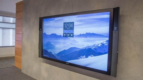 微软55寸Surface Hub 可识别100点触控