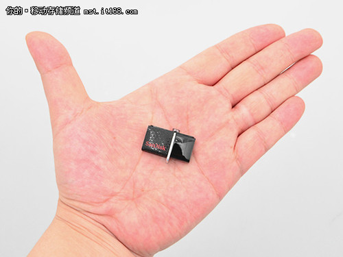 TF卡继承者 闪迪至尊高速OTG闪存盘评测