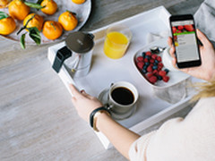 体积减小一半 全新Jawbone UP二代发布