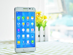 双4G+指纹识别 三星Alpha怒降至2599元