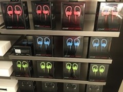 苹果推出新Beats Powerbeats2无线耳机