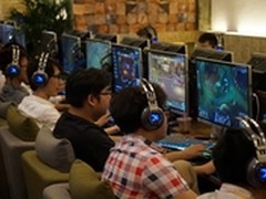 网咖5.0是调整更是商机耳机准备好了吗