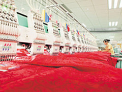 传统企业主动拥抱互联网 争当先驱