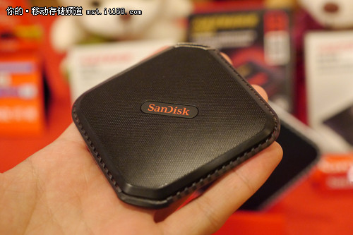展示海量高速魅力 SanDisk新品国内首发