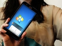 成功运行Win7 华硕ZenFone 2再添新技能