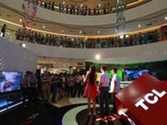 TCL 2015全国巡展登陆郑州