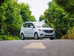 潍柴英致联合新浪推国内首款互联网汽车