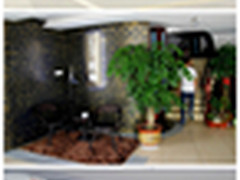 走进南京777网咖了解最炫酷的游戏键盘