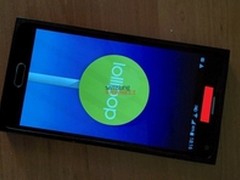 外形很是蹊跷 疑似三星Note5真机图曝光