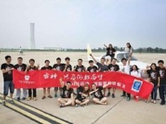 雷神笔记本为粉丝打造华丽“空中冒险”
