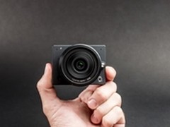 全球最小可拍4K  国产可换镜M43相机E1