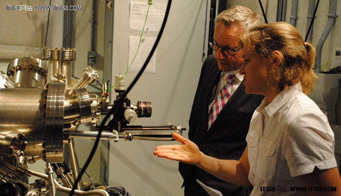 哈佛教授启动原子级3D打印技术研究项目