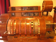 Informatica转私营:微软Salesforce持股