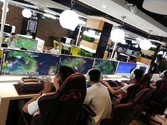 LG 21:9超宽屏显示器升级网咖娱乐体验
