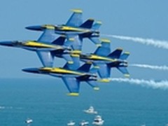 大阅兵没看过瘾？这里还有一场！