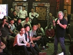 麦可.山下两度出席“索尼摄影沙龙”