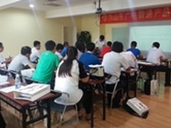 华为携合作伙伴与威海广电举行研讨会