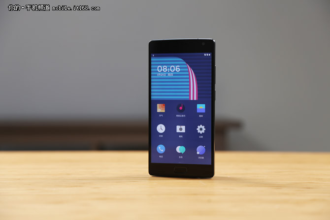三星S6 edge+领衔 2015年旗舰手机盘点