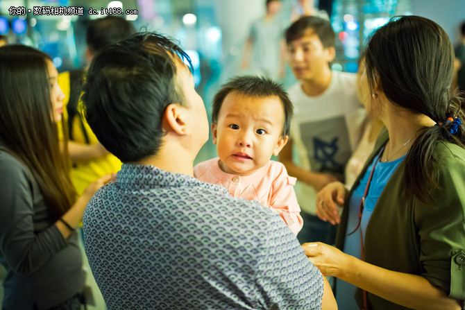 紫边终结者？ 佳能新35mm F1.4L II样张