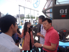 海尔机器人大放异彩 成创客嘉年华亮点