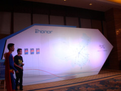 销量破千万 荣耀畅玩4X于西安办答谢会