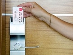 金天鹅软件：连接身份证门锁走进酒店
