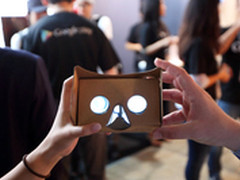 谷歌发布“纸板VR” 加入街景服务支持