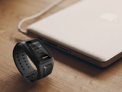 手表也能听音乐 Tomtom Spark给你答案