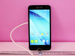 Selfie领衔 华硕三款齐新机亮相