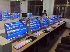 大水牛F3201G显示器 为你着陆影子网吧