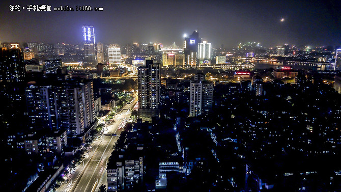 手机摄影讲堂四 手机拍摄夜景小技巧