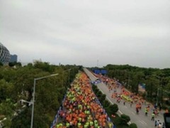 “最美”半马南山开跑 酷派郭德英参赛