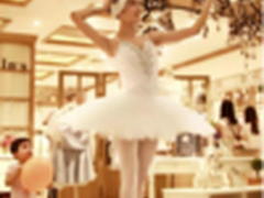 中兴新玩法：将选美变成品牌转型大秀