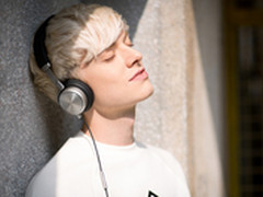 魅族首款头戴式耳机发布 三大亮点简析
