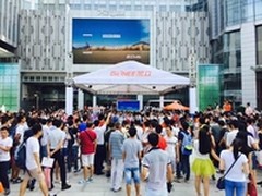 手机厂商重新布阵线下