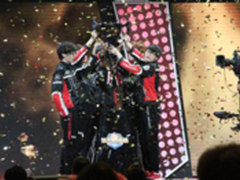 宏碁助力EDG荣摘德玛西亚杯2015总冠军