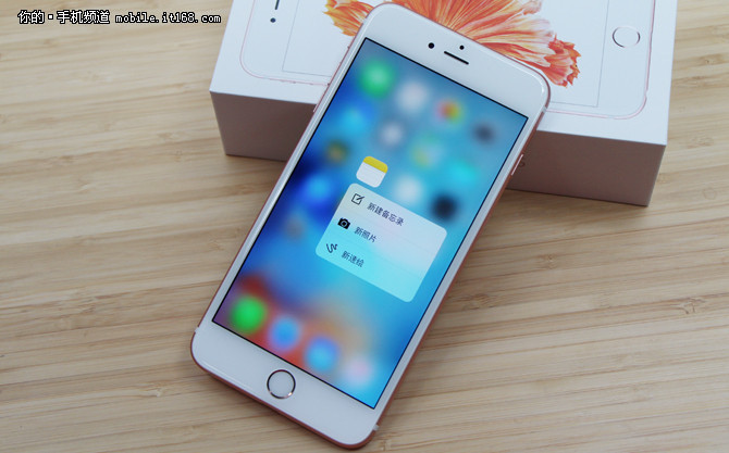 三星Note5领衔 2015年旗舰手机盘点