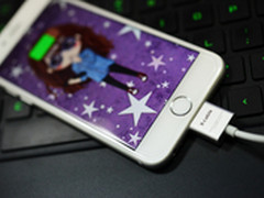 插入容易多了 WSKEN磁性苹果数据线试玩